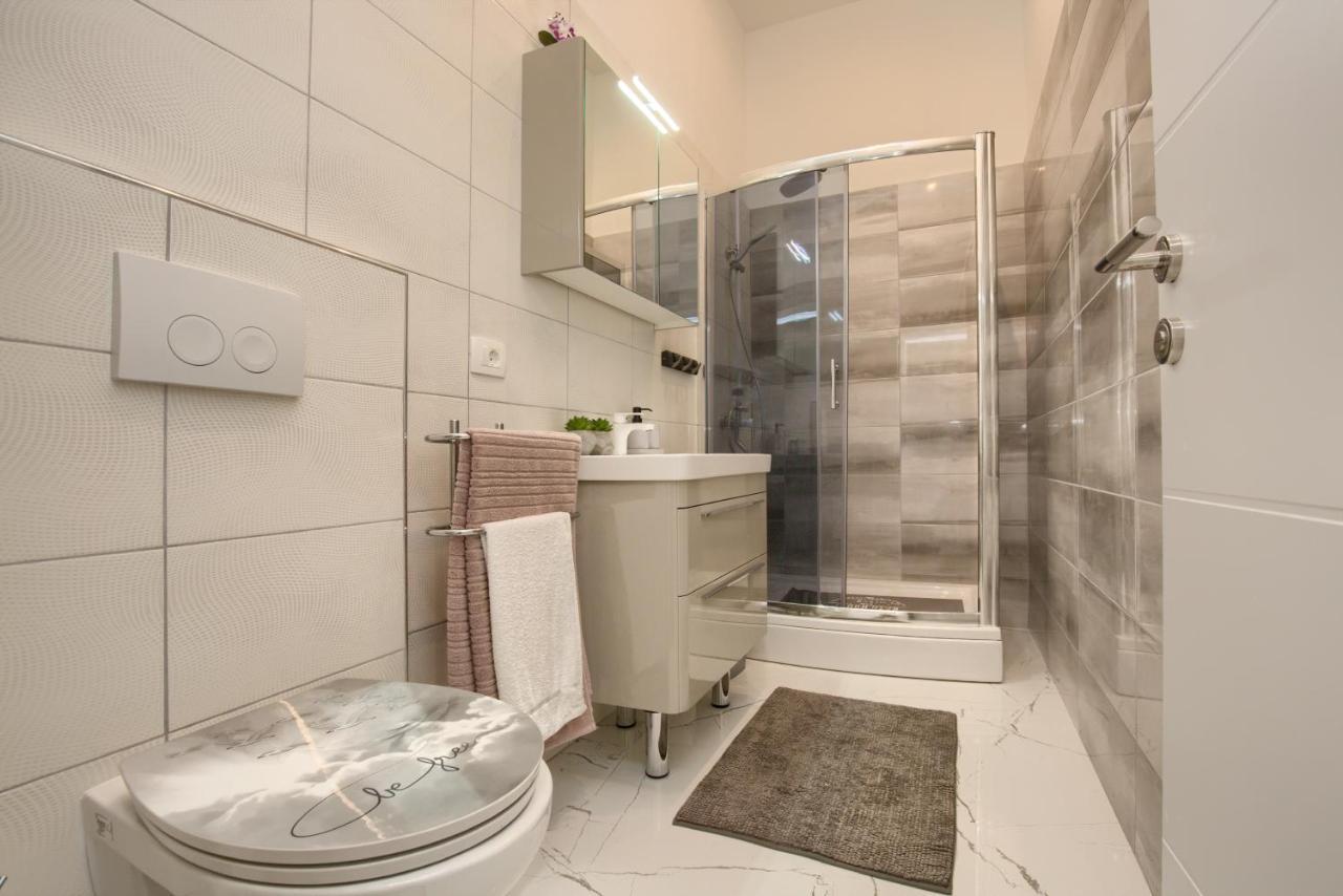 Pasko Properties Rental Pula Ngoại thất bức ảnh