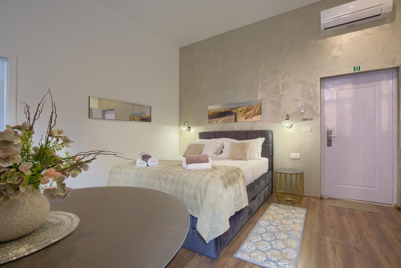 Pasko Properties Rental Pula Ngoại thất bức ảnh